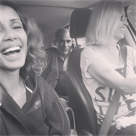 Sonia Rolland sur la route du stade Pierre Mauroy de Lille le 12 septembre 2015 pour le huitième de finale de l'équipe de France face à la Turquie dans le cadre de l'Euro 2015