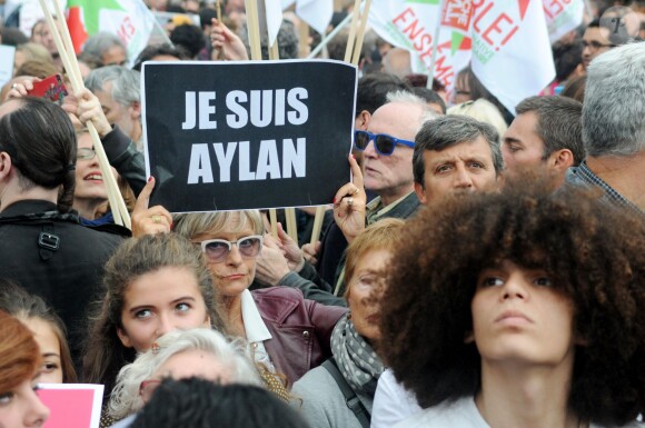 Manifestation Place de la République à Paris, en faveur des réfugiés, le 5 septembre 2015