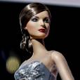 Une poupée à l'effigie de Letizia d'Espagne, inspirée de son look à la veille du mariage du prince William et Kate Middleton en avril 2011, a été présentée lors du Salon de la poupée de Madrid le 10 septembre 2015.