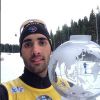 Martin Fourcade et son gros globe de cristal, photo publiée sur son compte Instagram le 22 mars 2015