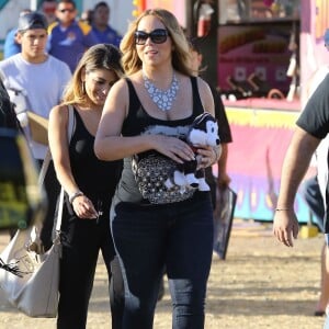 Mariah Carey passe la journée avec ses enfants Monroe et Moroccan dans un parc d'attraction à Malibu, le 7 septembre 2015