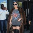Kim Kardashian, enceinte, quitte l'appartement de son mari Kanye West à SoHo. New York, le 15 septembre 2015.