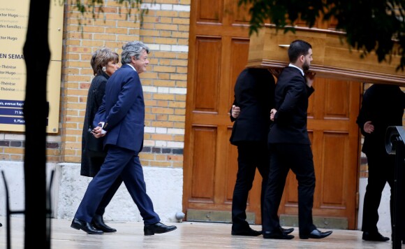 Jean-Louis Borloo et sa soeur Marie-José Salesses - Obsèques de la mère de Jean-Louis Borloo en l'église Saint-Honoré-d'Eylau à Paris. Le 15 septembre 2015