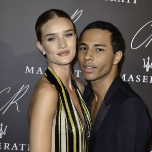 Rosie Huntington-Whiteley et Olivier Rousteing - Photocall lors de la soirée CR Fashion Book Issue N°5 : "Launch Party by Carine Roitfeld And Stephen Gan" lors de la fashion week à Paris, le 30 septembre 2014.