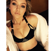 Gigi Hadid : Nouveau selfie sexy