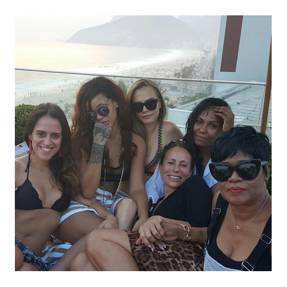 Cara Delevingne et Rihanna au Brésil pour le festival Rock In Rio / photo postée sur Instagram.