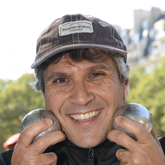 Guest - Tournoi de pétanque caritatif dont les bénéfices seront reversés à l'association MeghanOra, pour soutenir la recherche médicale contre les tumeurs rénales de l'Enfant et l'Adolescent, sur l'Esplanade des Invalides à Paris, le 27 septembre 2015