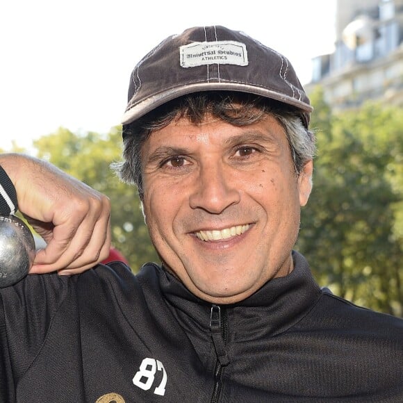 Guest - Tournoi de pétanque caritatif dont les bénéfices seront reversés à l'association MeghanOra, pour soutenir la recherche médicale contre les tumeurs rénales de l'Enfant et l'Adolescent, sur l'Esplanade des Invalides à Paris, le 27 septembre 2015.