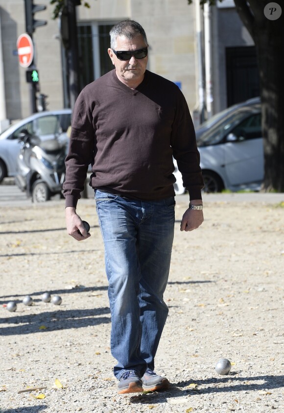 Jean-Marie Bigard - Tournoi de pétanque caritatif dont les bénéfices seront reversés à l'association MeghanOra, pour soutenir la recherche médicale contre les tumeurs rénales de l'Enfant et l'Adolescent, sur l'Esplanade des Invalides à Paris, le 27 septembre 2015.