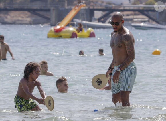 Nigel de Jong à Ibiza, le 17 juin 2014.