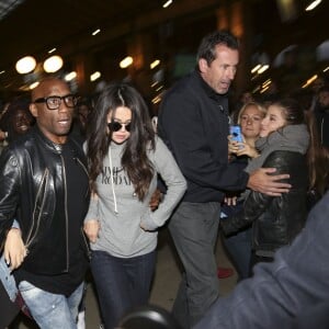 Selena Gomez arrive à Paris Gare du Nord par l'Eurostar le 25 septembre 2015.