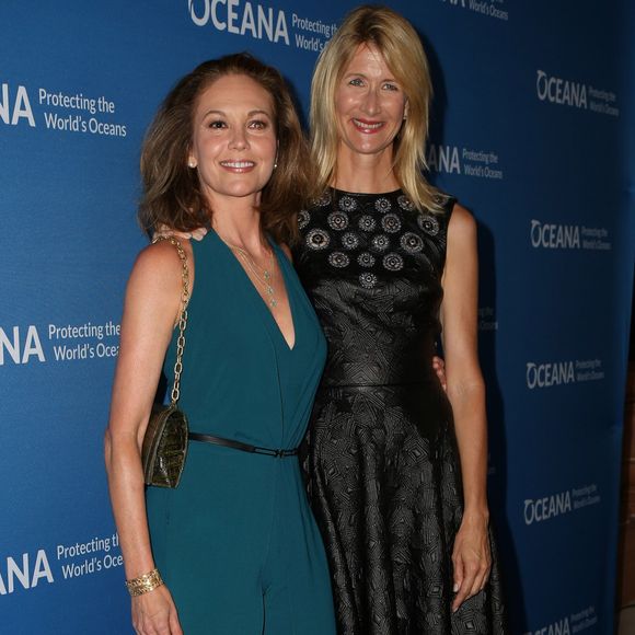 Diane Lane et Laura Dern - Photocall de la soirée "Our Ocean" à Beverly Hills LE 29 septembre 2015.
