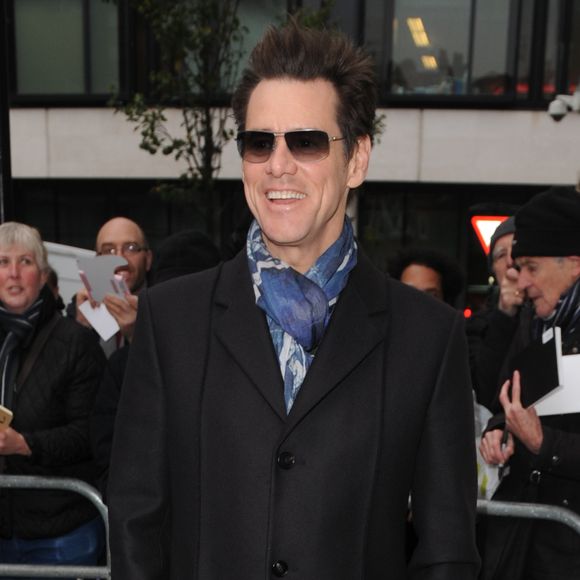 Jim Carrey arrive à la BBC Radio 2 à Londres, le 21 novembre 2014.