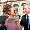 La chanteuse Rihanna et Sidney Toledano au défilé de mode "Christian Dior", collection prêt-à-porter printemps-été 2016, à la Cour Carrée du Louvre à Paris. Le 2 Octobre 2015