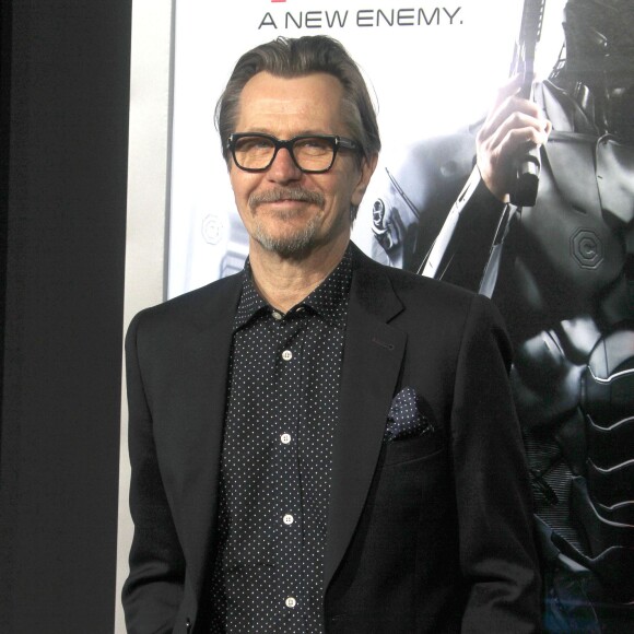 Gary Oldman - Première du film "Robocop" à Hollywood, le 10 février 2014.