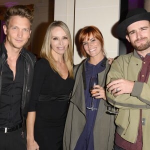 Exclusif - Pierre Barbe (directeur de la Communication du Groupe Comexposium), Tonya Kinzinger, Fauve Hautot et son compagnon Jules - Soirée du fabricant de produits de soins dermo-cosmétiques Lierac à l'occasion du lancement de la nouvelle gamme de soins d'exception Premium, issue de la médecine régénératrice dont Kristin Scott Thomas est l'égérie dans les salons de l'hôtel Peninsula à Paris le 1er octobre 2015.