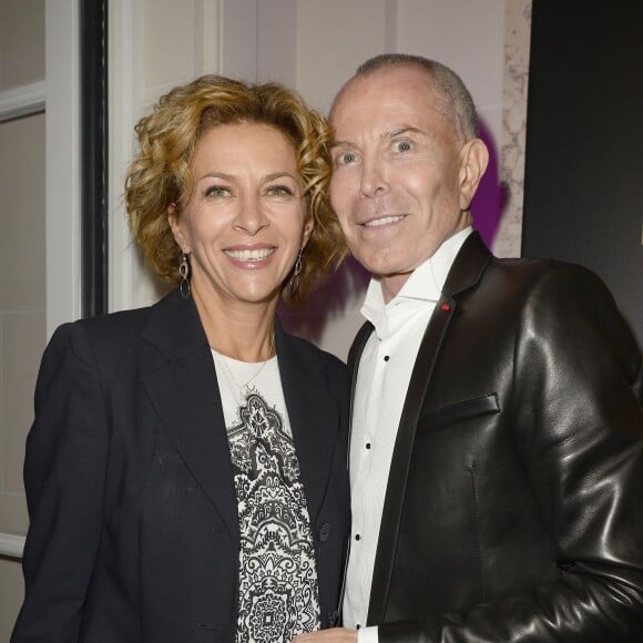 Exclusif - Corinne Touzet et Jean-Claude Jitrois - Soirée du fabricant de produits de soins dermo-cosmétiques Lierac à l'occasion du lancement de la nouvelle gamme de soins d'exception Premium, issue de la médecine régénératrice dont Kristin Scott Thomas est l'égérie dans les salons de l'hôtel Peninsula à Paris le 1er octobre 2015.