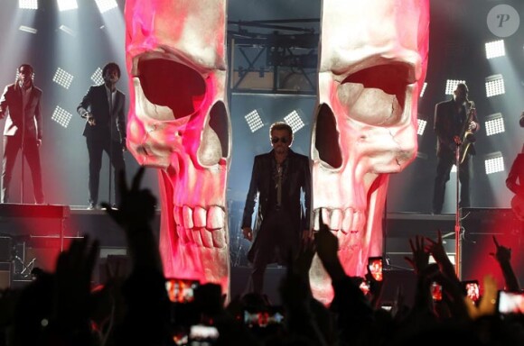 Photo Exclusive - Johnny Hallyday au palais Nikaia, premier concert de sa tournée "Rester Vivant" à Nice, le 2 octobre 2015.