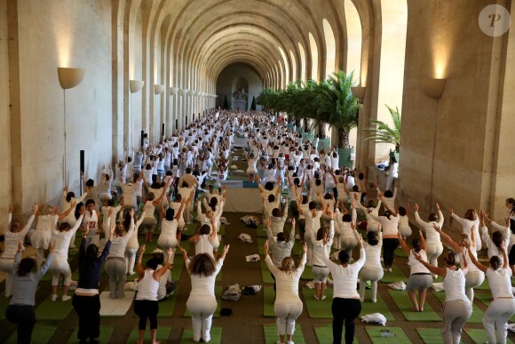 Exclusif - Illustration de l'Orangerie et ses alentours dans le Parc du Château de Versailles - Les Yogis du Coeur, le plus grand rassemblement de yoga solidaire organisé par et au profit de l'association Mécénat Chirurgie Cardiaque, à l'Orangerie du Château de Versailles, le 27 septembre 2015.