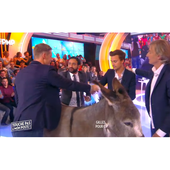 Touche pas à mon poste, le 6 octobre 2015 sur D8.