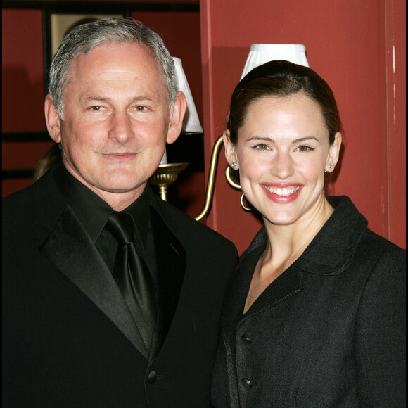 Jennifer Garner et Victor Garber à Los Angeles, le 9 mars 2005. 