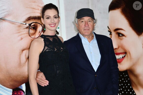 Anne Hathaway et Robert De Niro - Première du film "The Intern" à Londres le 27 septembre 2015