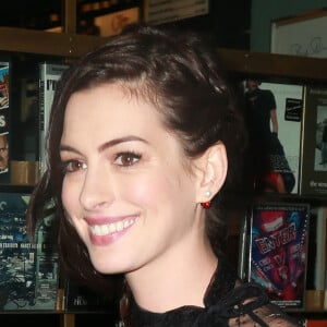 Anne Hathaway assiste à la projection du film 'The Intern' à New York, le 22 septembre 2015