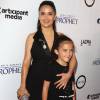 Salma Hayek et sa fille Valentina Paloma Pinault - Première de "Kahlil Gibran's The Prophet" à Los Angeles le 29 juillet 2015.