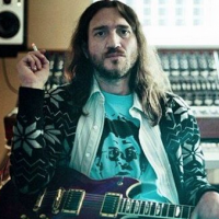 John Frusciante : Son divorce avec Nicole lui coûte plus cher que prévu...