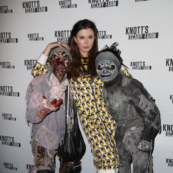 Ireland Baldwin - People lors de la présentation de "Knott's Scary Farm Black" à Buena Park, Los Angeles, le 1er octobre 2015.