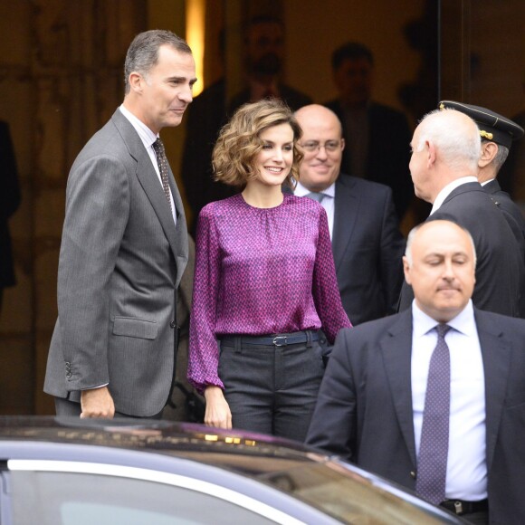 La reine Letizia et le roi Felipe VI d'Espagne visitaient le 24 octobre 2015 Colombres, élu Village modèle de la principauté des Asturies 2015.