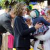 La reine Letizia et le roi Felipe VI d'Espagne visitaient le 24 octobre 2015 Colombres, élu Village modèle de la principauté des Asturies 2015.