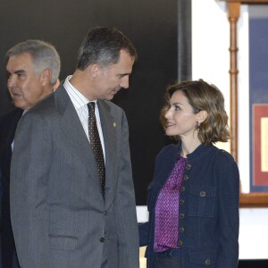 La reine Letizia et le roi Felipe VI d'Espagne visitaient le 24 octobre 2015 Colombres, élu Village modèle de la principauté des Asturies 2015.