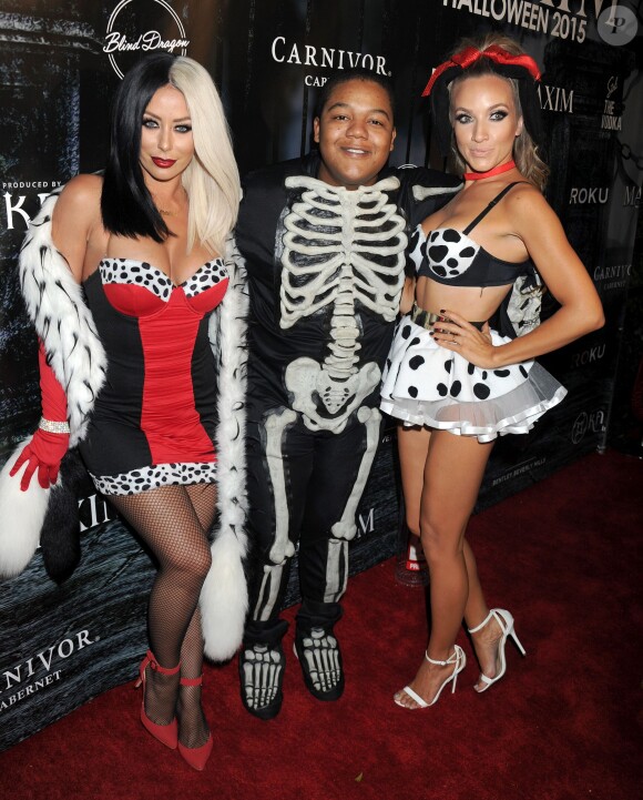 Aubrey O'Day, Kyle Massey et Shannon Bex à la soirée Halloween du magazine Maxim à Los Angeles le 24 octobre 2015