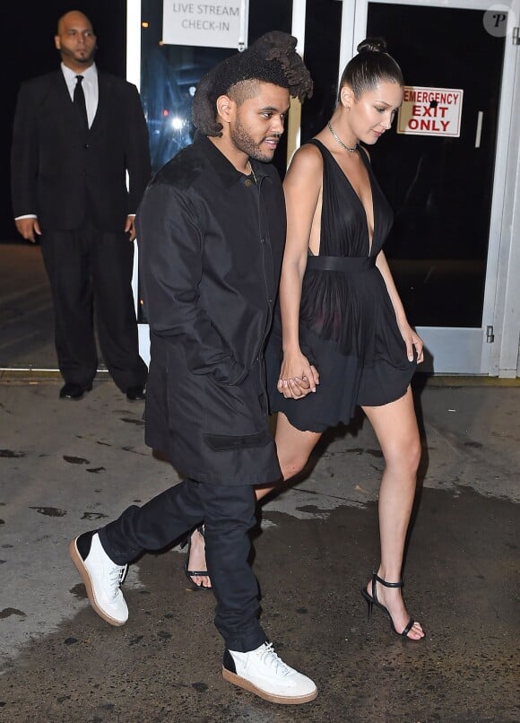The Weeknd et sa compagne Bella Hadid - Célébrités au défilé Alexander Wang prêt-à-porter printemps-été 2016 à New York le 12 septembre 2015