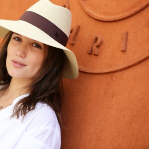 Ana Girardot - People dans le village lors de la finale du tournoi de tennis de Roland-Garros à Paris, le 6 juin 2015.