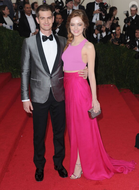 Emma Stone et son compagnon Andrew Garfield - Soirée du Met Ball / Costume Institute Gala 2014: "Charles James: Beyond Fashion" à New York, le 5 mai 2014.