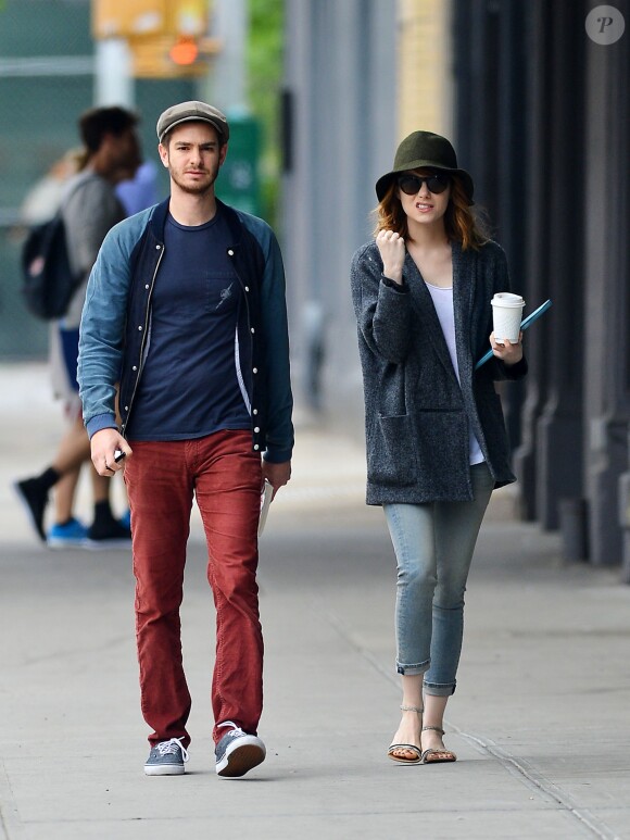 Andrew Garfield et Emma Stone se baladent dans les rues de New York, le 21 mai 2014