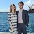 Emma Stone et son petit ami Andrew Garfield posent lors du photocall du film "The Amazing Spider-Man 2: Rise of Electro" à l'hôtel Park Hyatt à Sydney, le 20 mars 2014