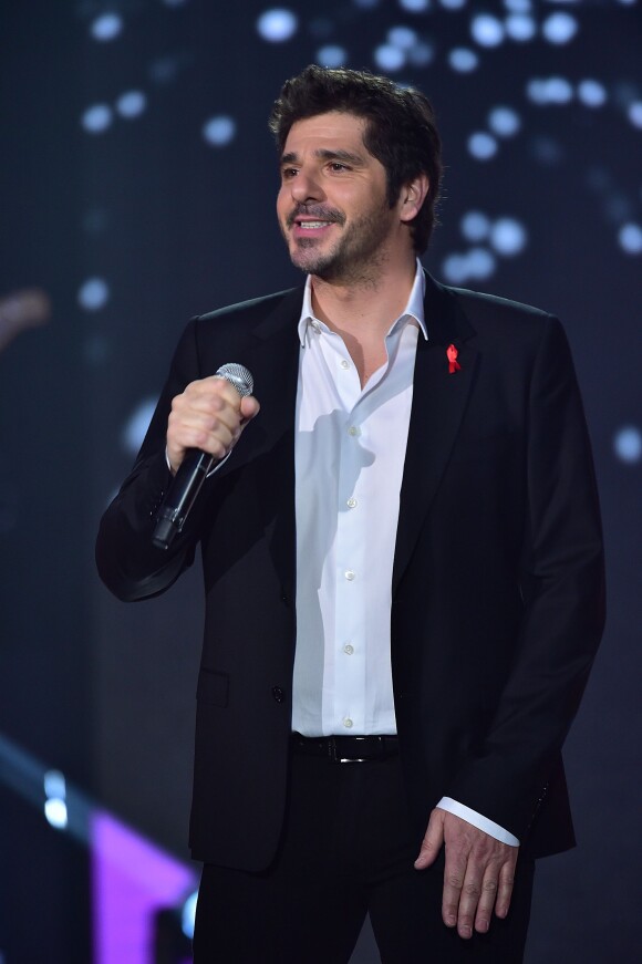 Exclusif - Patrick Fiori dans l'émission La Télé Chante Pour le Sidaction, à Paris, le 11 mars 2015. 