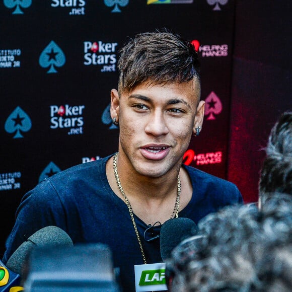 Neymar lors d'un tournoi de poker de charité à l'Holiday Inn de Sao Paulo, le 27 juillet 2015