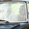 Olivier Martinez, pieds nus et sans son alliance, monte à bord de sa voiture (une BMW Classic) à Los Angeles, le 28 octobre 2015. Halle Berry a entamé une procédure de divorce après deux ans de mariage avec Olivier Martinez. 