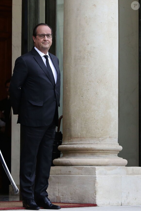 François Hollande- Table ronde des industriels européens sur le numérique au palais de l'Elysée à Paris le 27 octobre 2015.