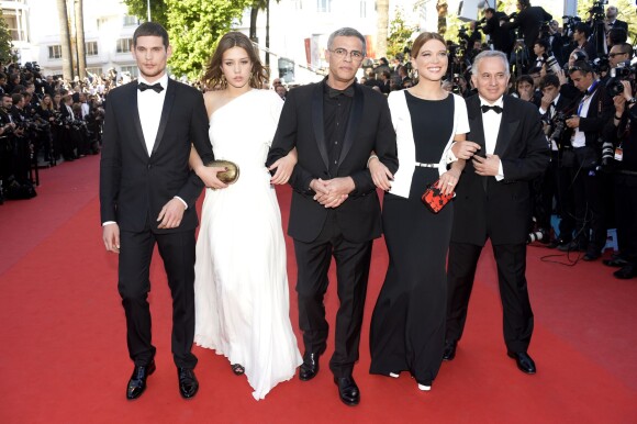 Jeremie Laheurte, Adèle Exarchopoulos, Abdellatif Kechiche, Léa Seydoux et Brahim Chioua - Montée des marches du film "Zulu" lors de la clôture du 66e Festival du film de Cannes. Le 26 mai 2013