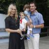 Molly Sims, son mari Scott Stuber et leurs enfants Scarlett May Stuber et Brooks Alan Stuber à la 7ème journée annuelle de « The Children's Museum of the East End's «  à New York, le 18 juillet 2015  Celebrities at The Children's Museum of the East End's (CMEE) 7th Annual Family Fair in Bridgehampton, New York on July 18, 2015.18/07/2015 - New York
