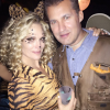 Molly Sims et son mari Scott Stuber déguisés pour Halloween / photo postée sur le compte Instagram de l'actrice américaine.