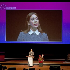 La princesse Mary de Danemark intervenait le 5 novembre 2015 lors de la 3e édition de la Conférence mondiale des foyers pour femmes, à La Haye.