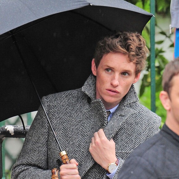Eddie Redmayne sur un tournage à Londres le 14 mai 2015.