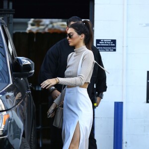 Kendall Jenner quitte un studio de tournae à Van Nuys. Los Angeles, le 4 novembre 2015.