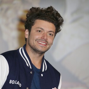 Kev Adams - Avant-première du film "The Profs 2" au Grand Rex à Paris, le 9 juillet 2015.